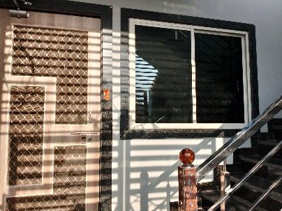 1 BHK Flat photo 1