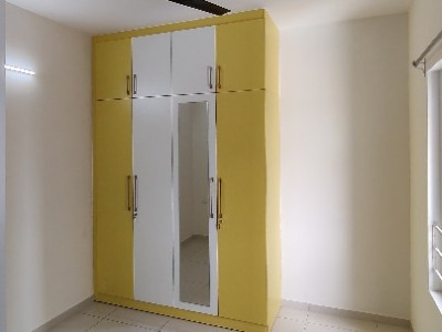 2 BHK Flat photo 2