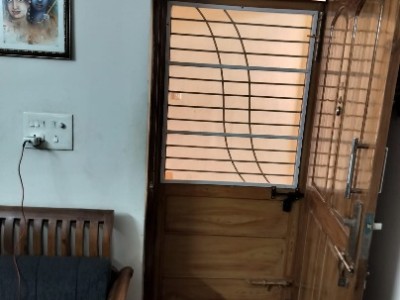 2 BHK Flat photo 2