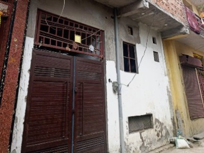 2 BHK Flat photo 2