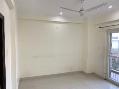 2 BHK Flat photo 2
