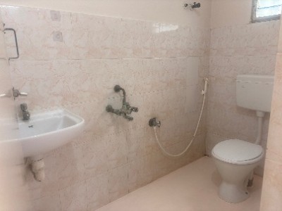 2 BHK Flat photo 2