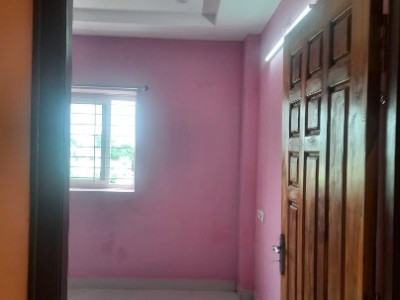 2 BHK Flat photo 3
