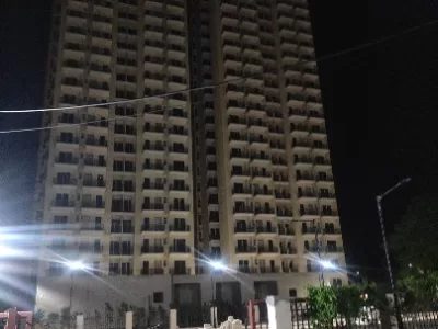 2 BHK Flat photo 3