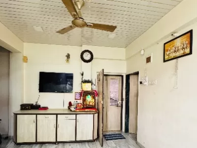 1 BHK Flat photo 2