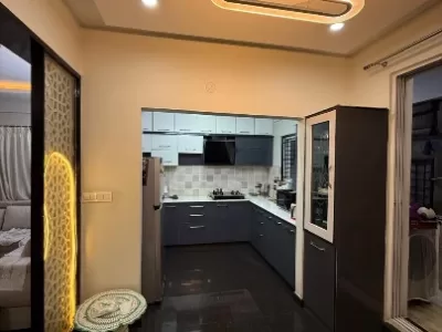 3 BHK Flat photo 3