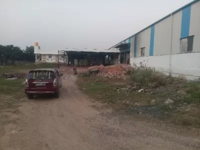 Warehouse photo 3