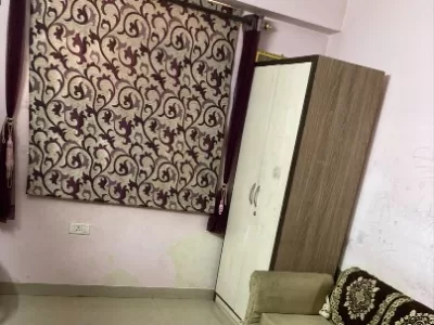 2 BHK Flat photo 3