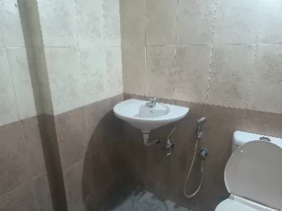 2 BHK Flat photo 2